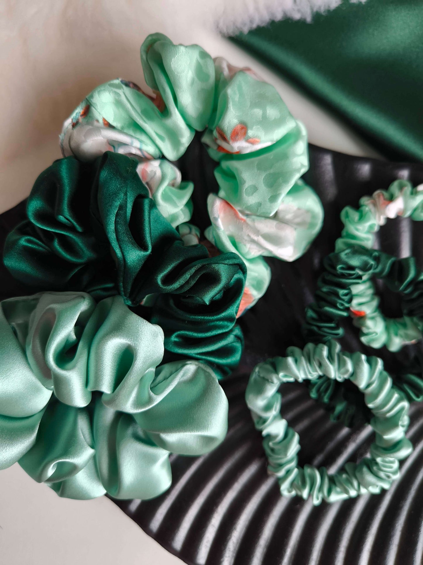 Set of 3 pcs Silk hair scrunchies "Mint"