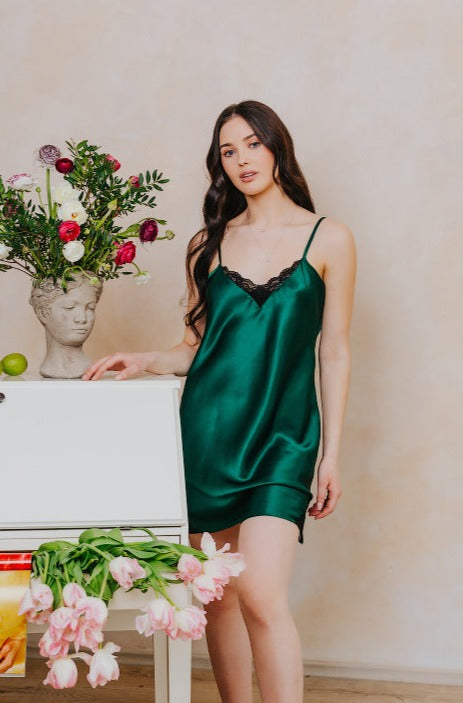 Silk nightgown with black lace, Green