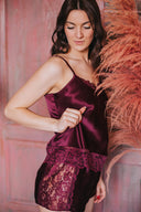 Silk pajama with lace, Bordeaux