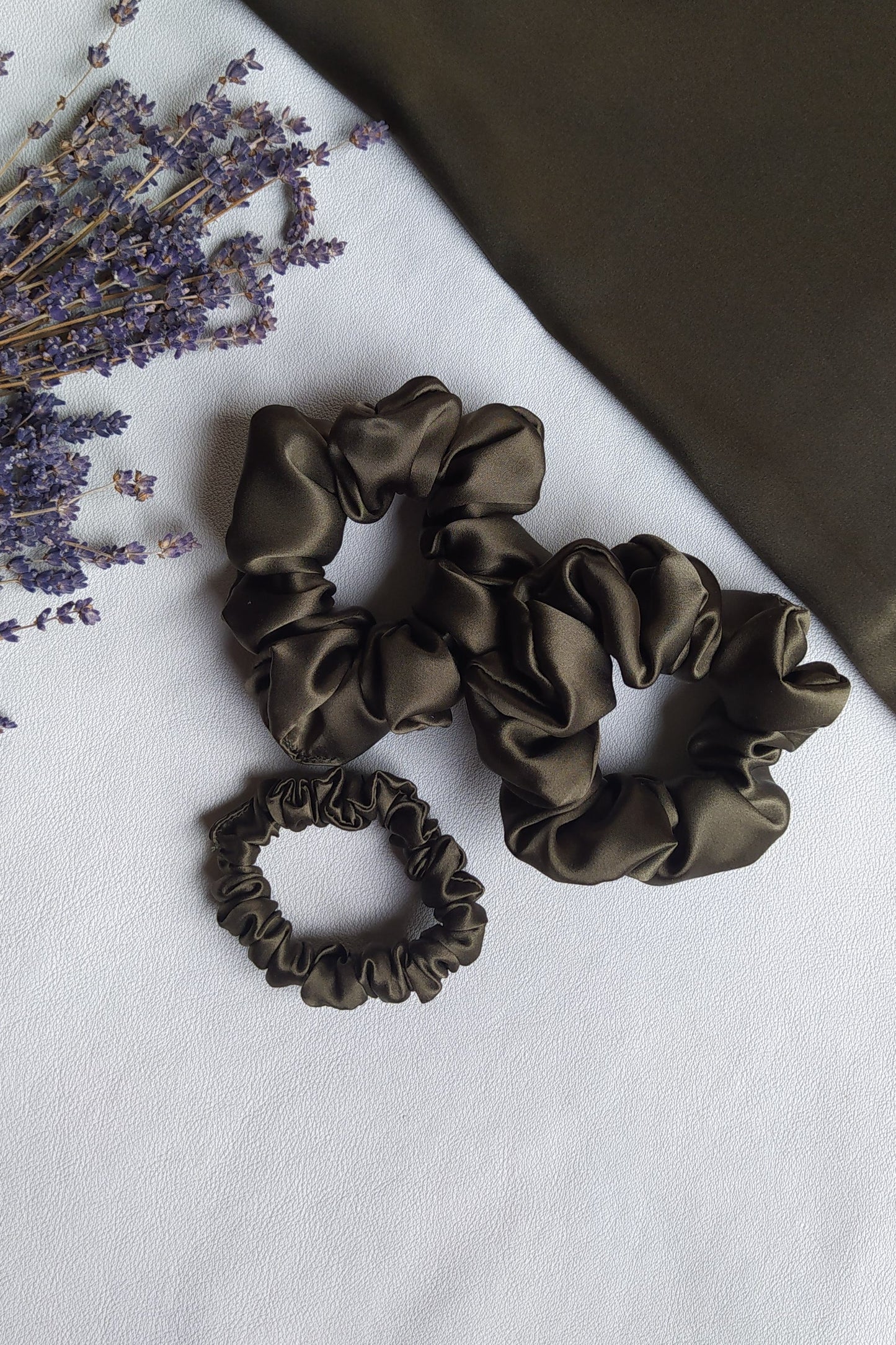 Silk hair scrunchie, Khaki