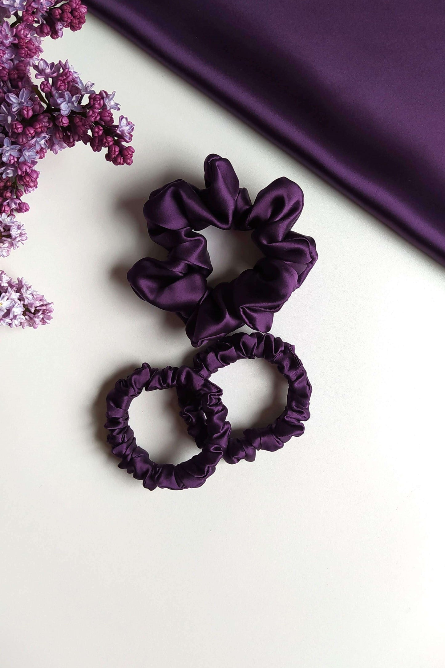 Silk hair scrunchie, Purple