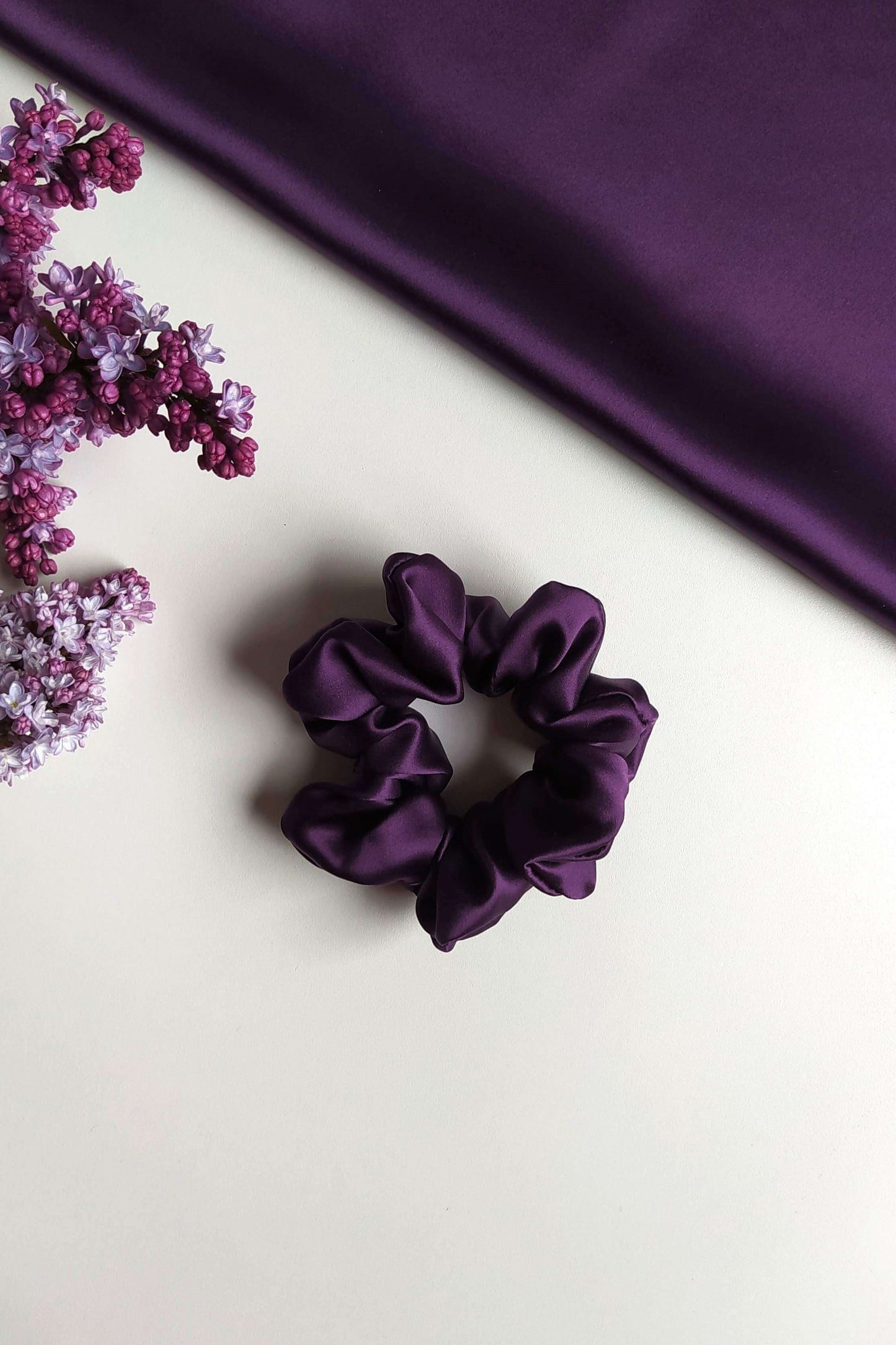 Silk hair scrunchie, Purple
