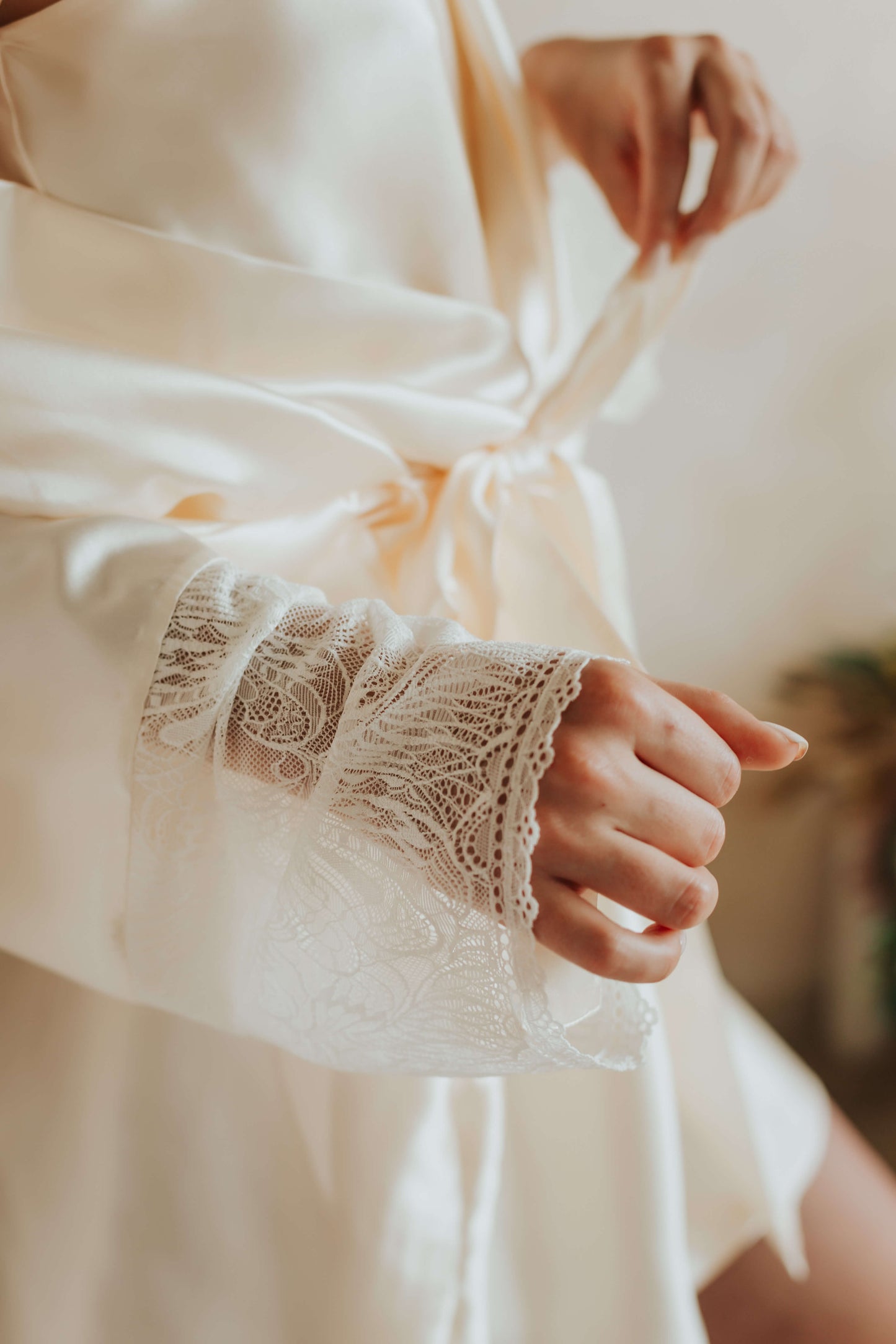 Silk Robe with lace, Champagne
