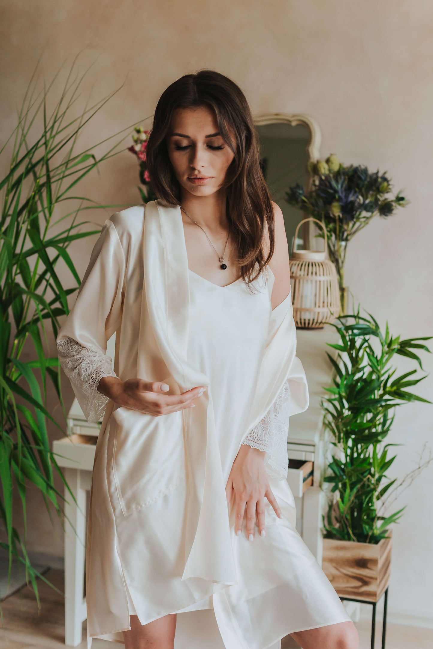 Silk Robe with lace, Champagne