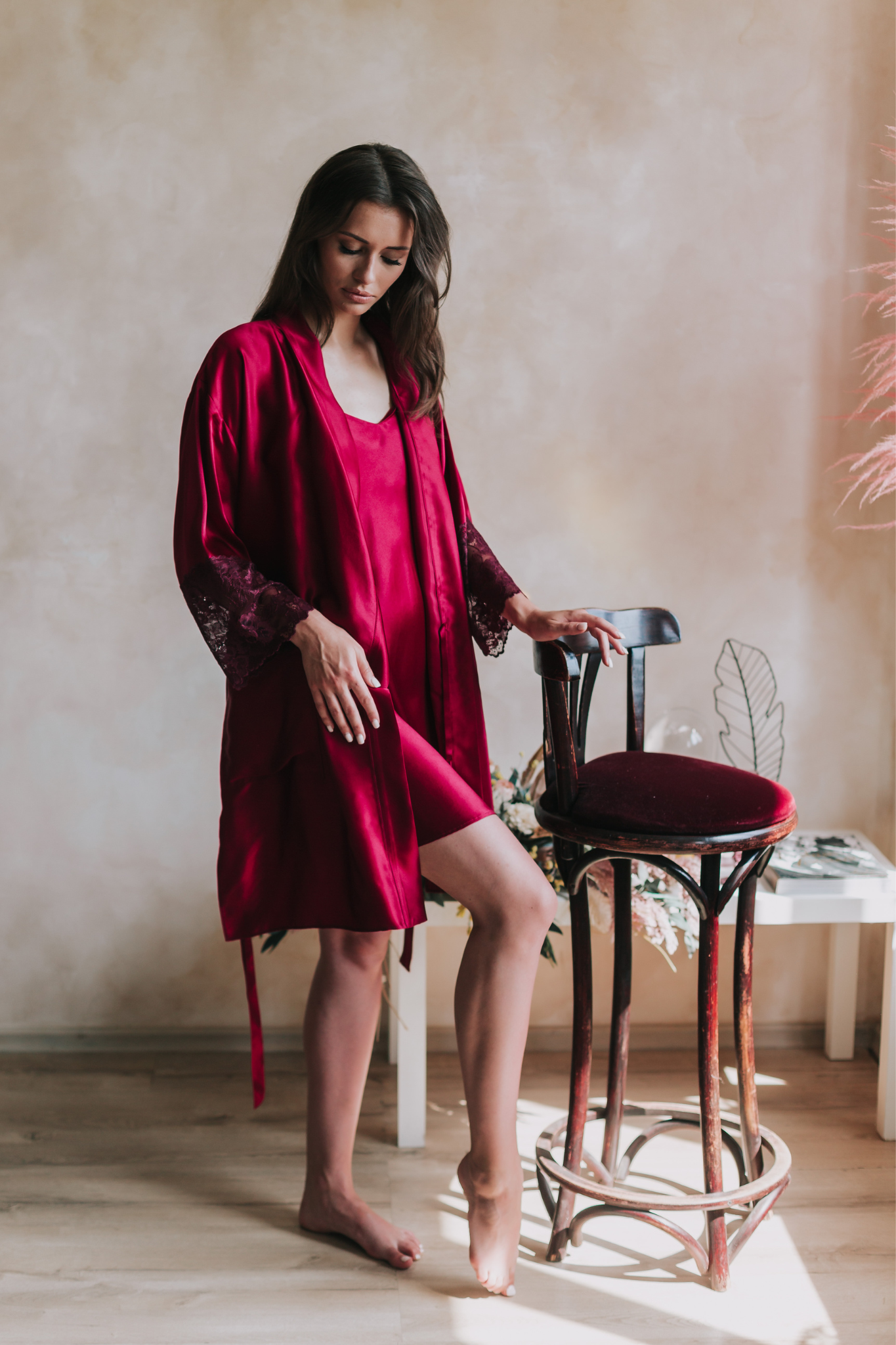 Silk robe with lace, Wine red (22 mm)