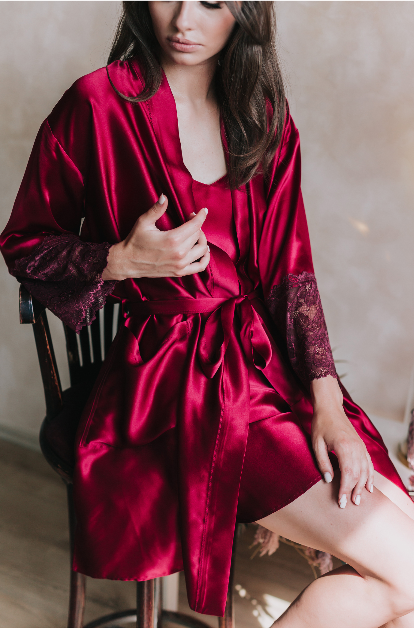 Silk robe with lace, Wine red (22 mm)
