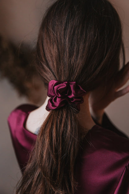 Silk hair scrunchie, Bordeaux