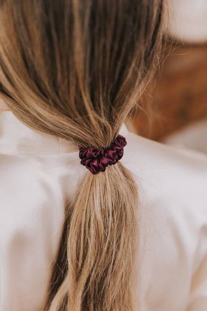 Silk hair scrunchie, Bordeaux