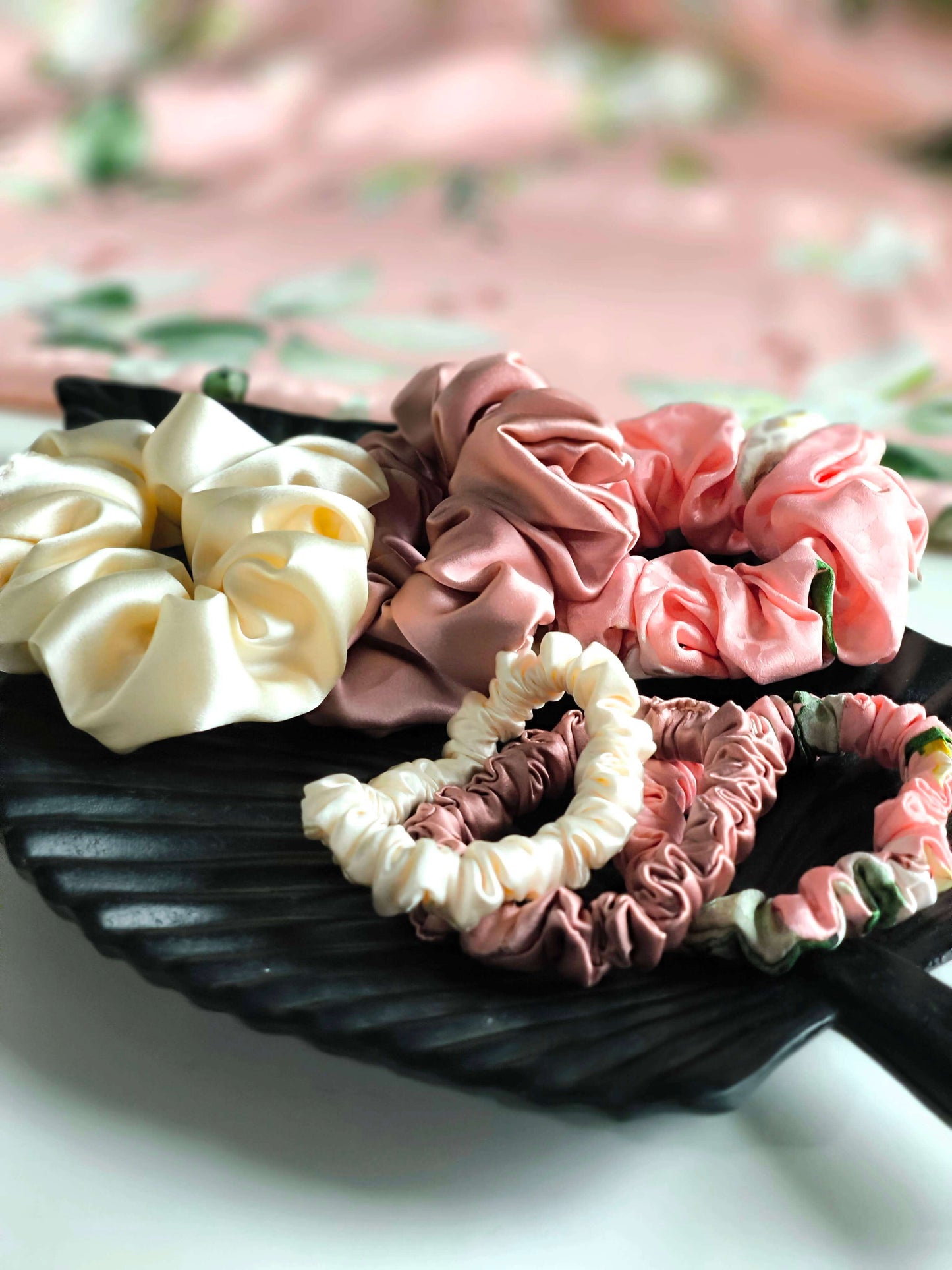 Set of 3 pcs Silk hair scrunchies "Peach"