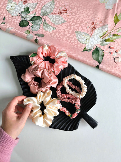 Set of 3 pcs Silk hair scrunchies "Peach"