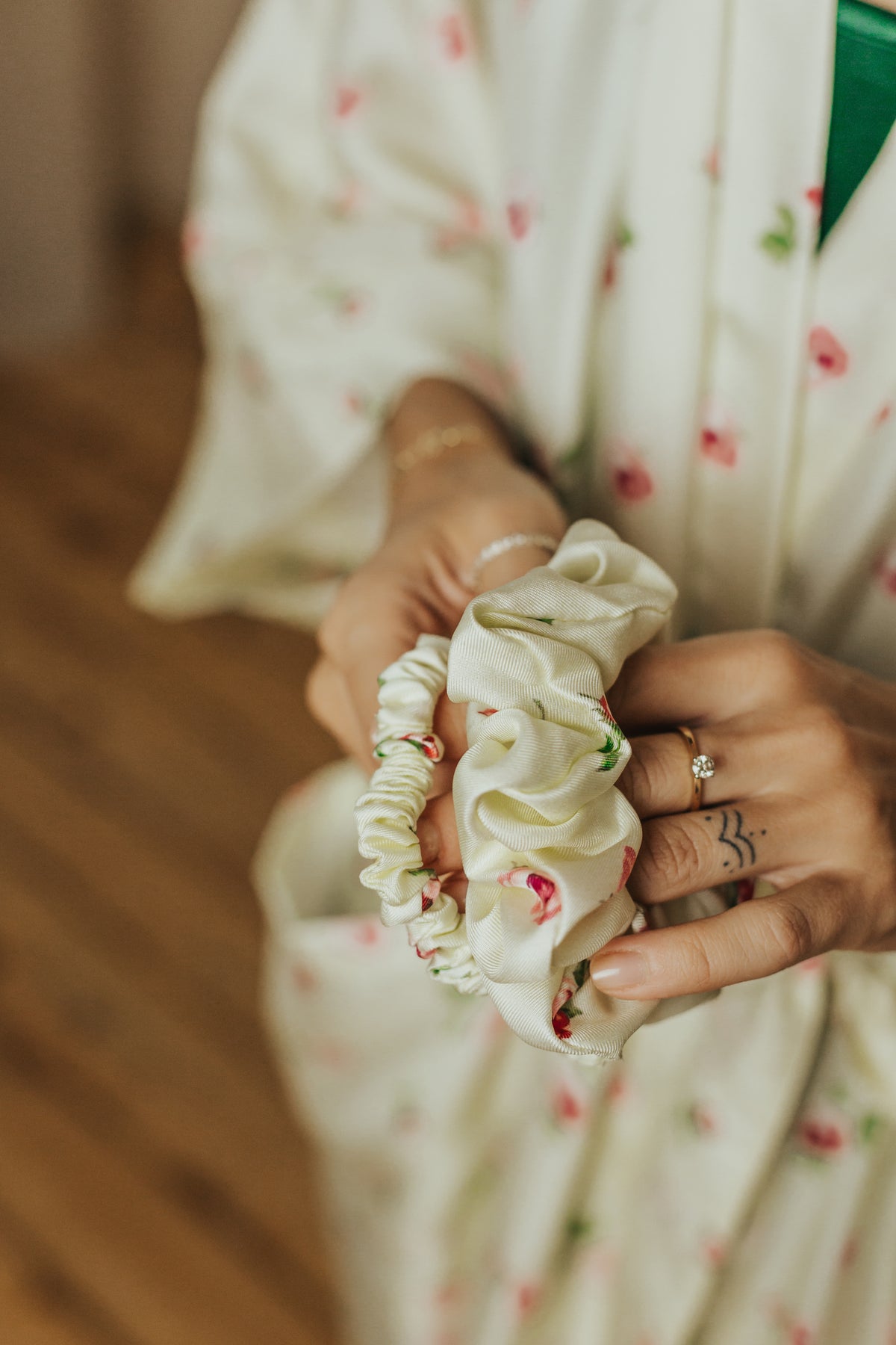 Silk hair scrunchie, Rose pattern