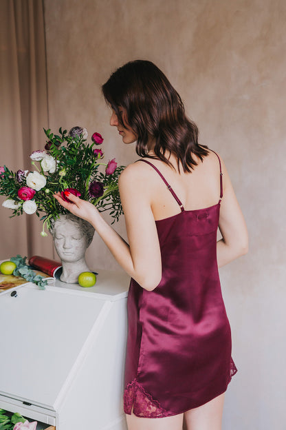 Silk nightdress with lace, Bordeaux