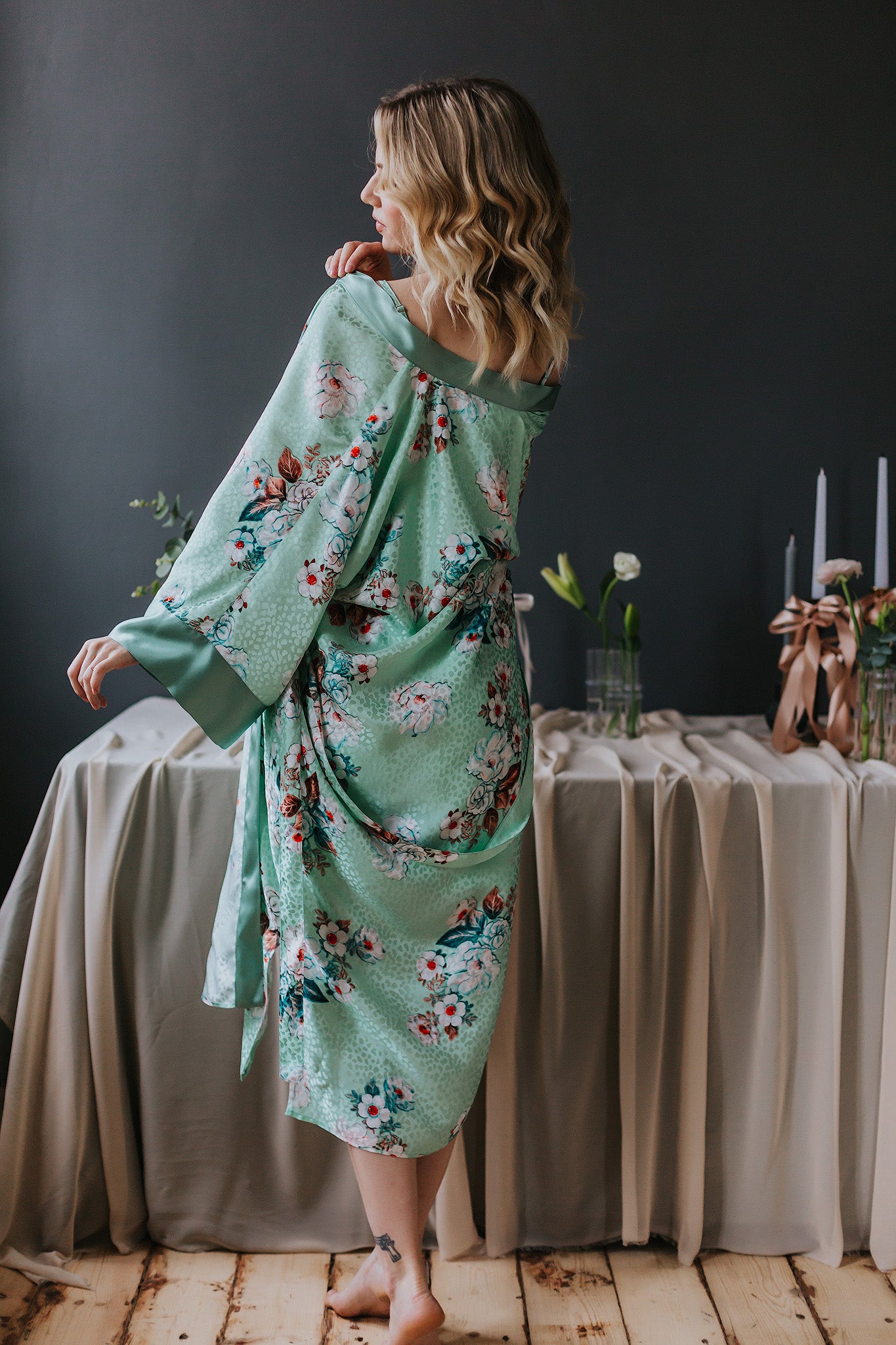 Silk Kimono style long Robe with Pockets Mint Green Silk Nightwear Just ne Valdmane