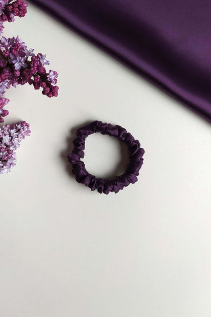 Silk hair scrunchie, Purple