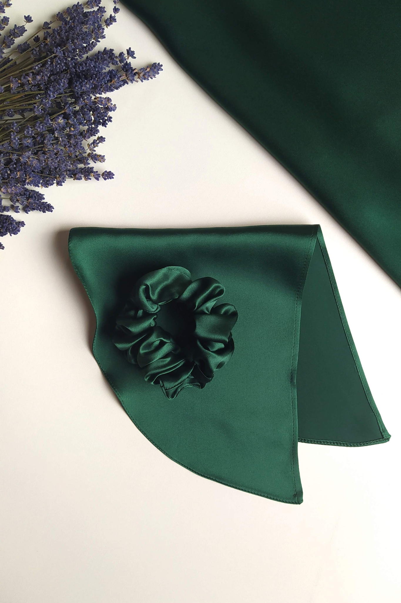 Silk hair scrunchie with bow, Green